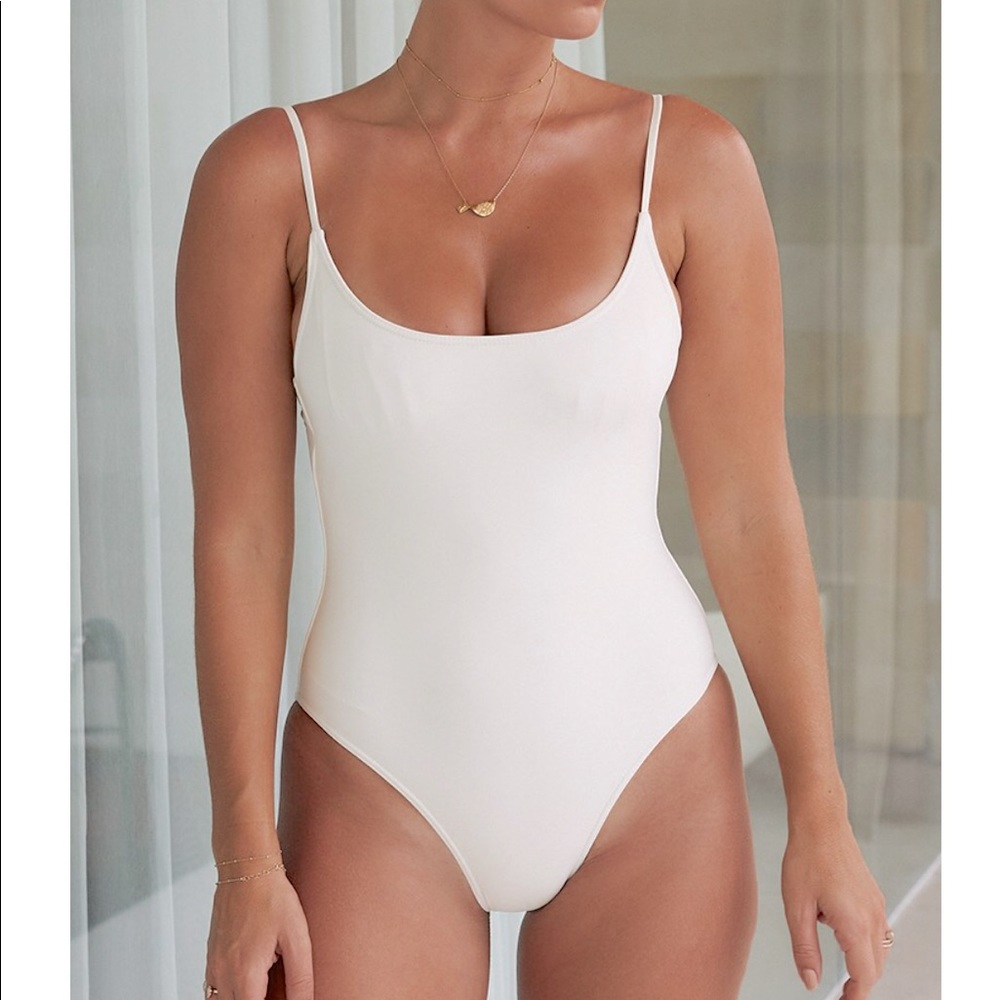 Monday Swimwear Bahamas One Piece Ivory